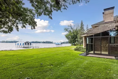 Exterior - 5360 Howards Point Rd, Excelsior, MN 55331 photo 10 of 12