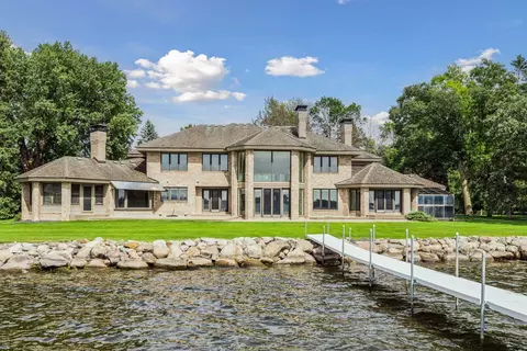Exterior - 5360 Howards Point Rd, Excelsior, MN 55331 photo 5 of 12
