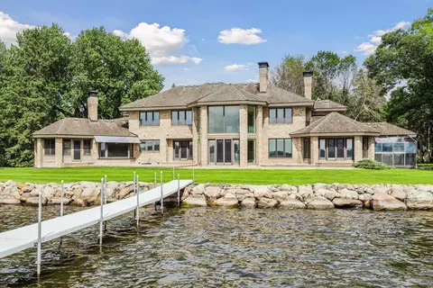 Exterior - 5360 Howards Point Rd, Excelsior, MN 55331 photo 6 of 12