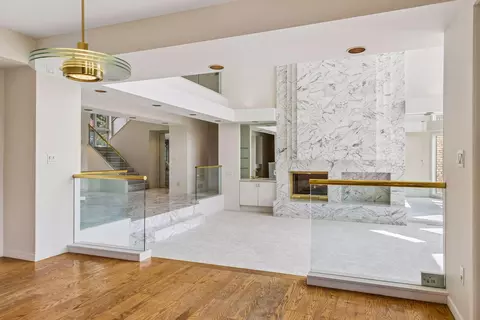 Living - 5360 Howards Point Rd, Excelsior, MN 55331 photo 9 of 17