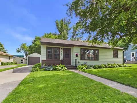 105 W 1st St, Starbuck, MN 56381
