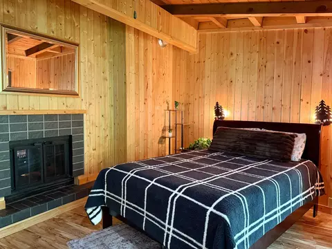 Bedroom - 29156 County 37, Laporte, MN 56461 photo 1 of 12