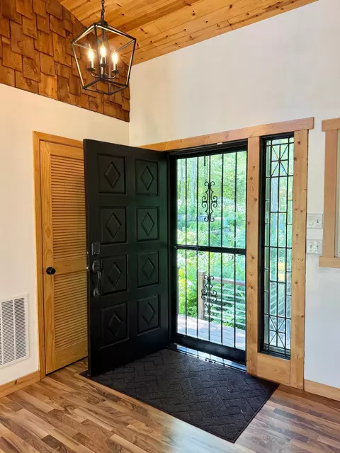 Entry Way - 29156 County 37, Laporte, MN 56461 photo 1 of 5