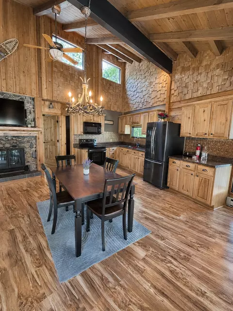 Kitchen - 29156 County 37, Laporte, MN 56461 photo 1 of 4