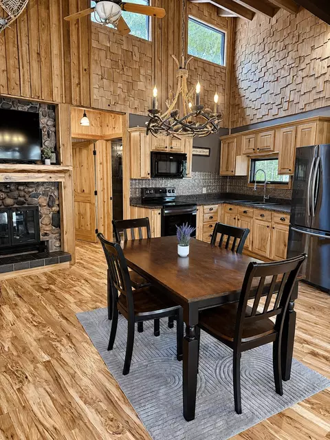 Dining - 29156 County 37, Laporte, MN 56461 photo 2 of 5