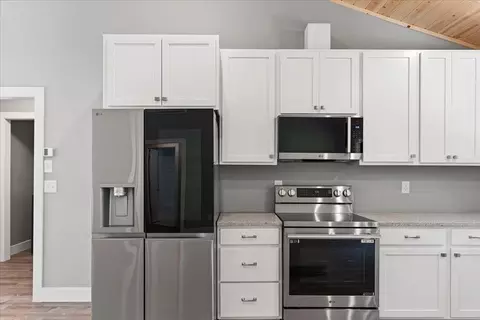 Kitchen - 121 Ridgeway Path, Walker, MN 56484 photo 3 of 3
