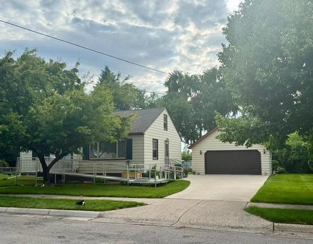 38 Rose Ave N, Maple Lake, MN 55358