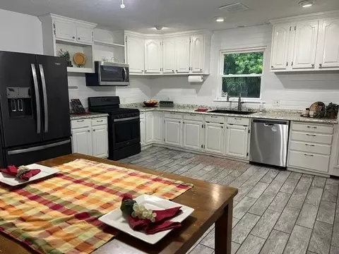 Kitchen - 23820 Main St, Hampton, MN 55031 photo 2 of 2