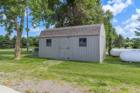 Exterior - 1559 Dickson Dr, Hendricks, MN 56136 photo 6 of 6