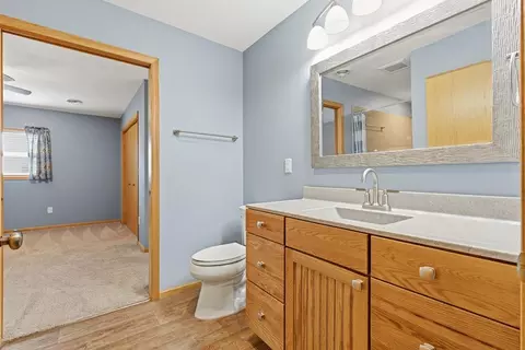 Bath - 1559 Dickson Dr, Hendricks, MN 56136 photo 1 of 6