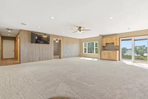 Living - 1559 Dickson Dr, Hendricks, MN 56136 photo 3 of 5