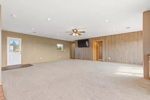 Living - 1559 Dickson Dr, Hendricks, MN 56136 photo 4 of 5