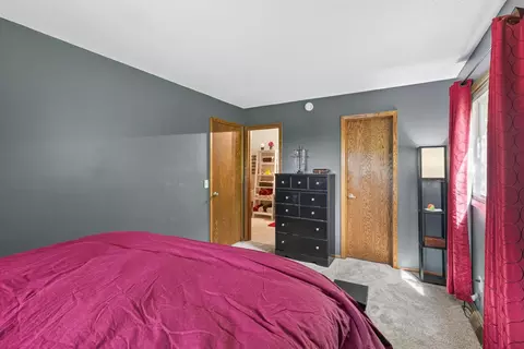 Bedroom - 3884 Calcite Dr, Eagan, MN 55122 photo 2 of 5
