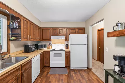 Kitchen - 3884 Calcite Dr, Eagan, MN 55122 photo 1 of 3