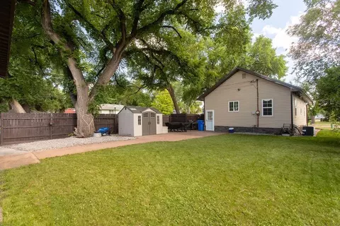 Exterior - 1601 S 3rd Ave S, Fargo, ND 58103 photo 6 of 8