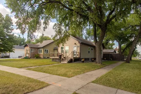 Exterior - 1601 S 3rd Ave S, Fargo, ND 58103 photo 2 of 8