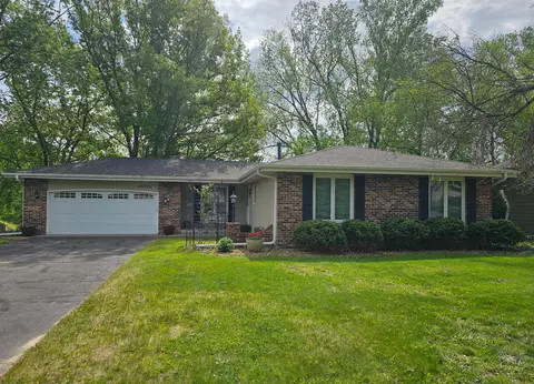 16821 Blind Lake Trl SE, Prior Lake, MN 55372