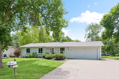 11689 99th Ave N, Maple Grove, MN 55369