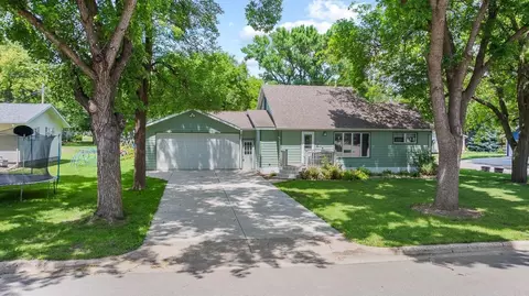 185 E Prairie St, Cottonwood, MN 56229