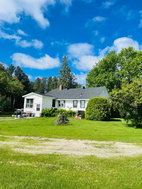 26924 600th Ave, Warroad, MN 56763