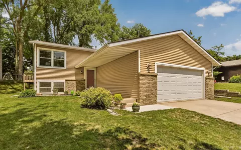 4325 1st St NW, Rochester, MN 55901