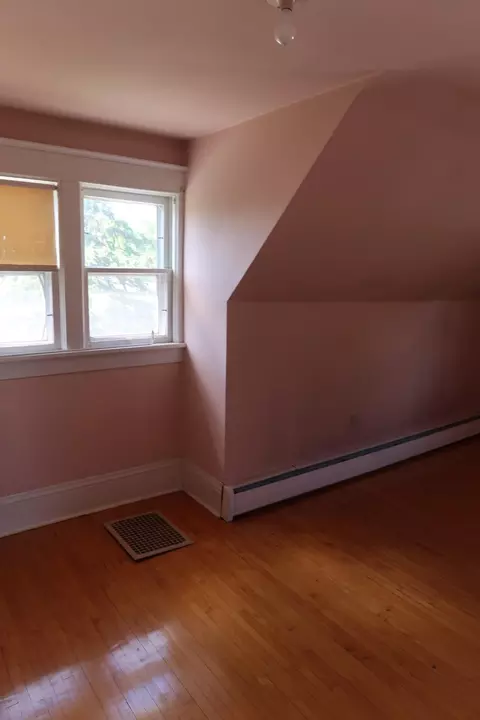 Bedroom - 10 3rd Ave, Arthur, ND 58006 photo 4 of 5