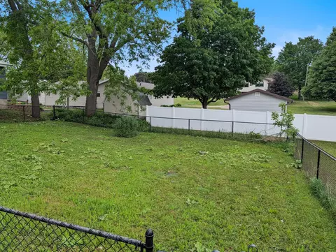 Exterior - 117 E Grant St, Spring Valley, MN 55975 photo 2 of 4