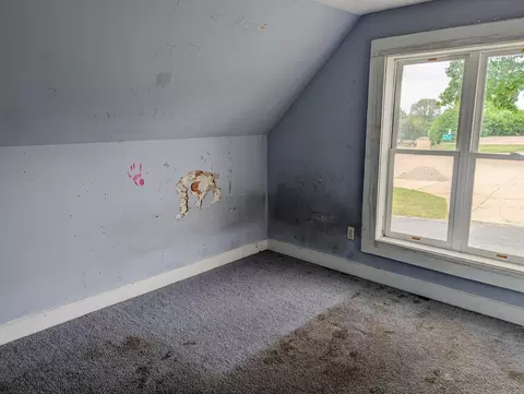 Bedroom - 117 E Grant St, Spring Valley, MN 55975 photo 3 of 3
