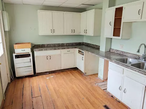 Kitchen - 117 E Grant St, Spring Valley, MN 55975 photo 1 of 1