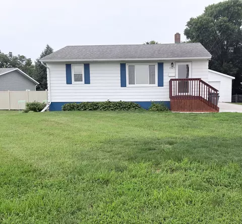 1325 8th Ave N, Moorhead, MN 56560