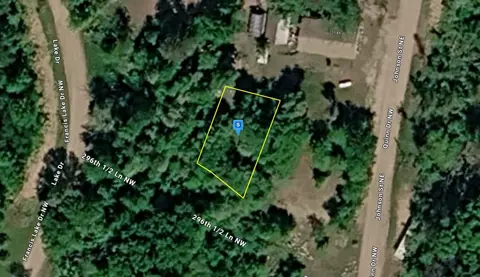 2100 296th 12 Ln NW, Isanti, MN 55040