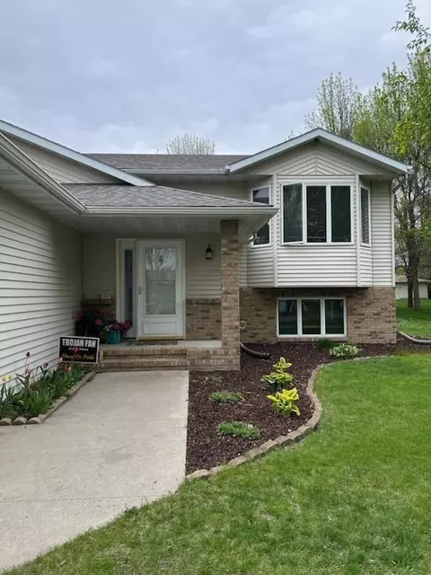 709 8th Ave SE, Barnesville, MN 56514