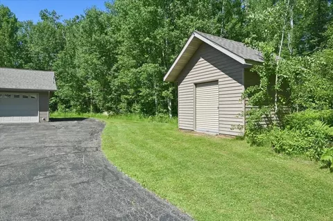 Exterior - 5015 Martin Rd, Duluth, MN 55803 photo 4 of 9