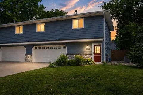 1276 County Road C E, Maplewood, MN 55109