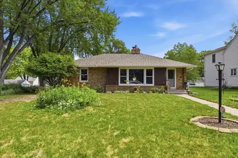 3426 Zenith Ave N, Robbinsdale, MN 55422