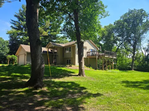 440 Grove Rd, Wyoming, MN 55092