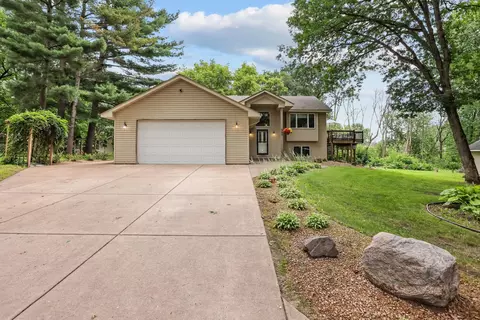440 Grove Rd, Wyoming, MN 55092