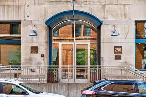250 Park Ave #502, Minneapolis, MN 55415