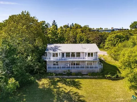 1002 Martha St, Duluth, MN 55805