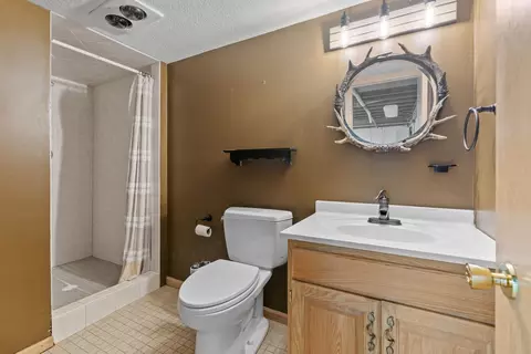 Bath - 223 E River Pkwy, Champlin, MN 55316 photo 3 of 3