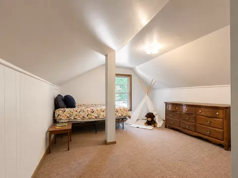 Bedroom - 303 Willow St, Faribault, MN 55021 photo 3 of 4
