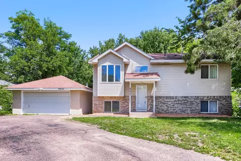 6032 Upper 51st St N, Oakdale, MN 55128