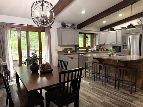 Kitchen - 3155 Matthew Dr, Windom, MN 56101 photo 5 of 6