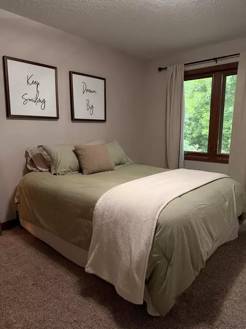 Bedroom - 3155 Matthew Dr, Windom, MN 56101 photo 1 of 6