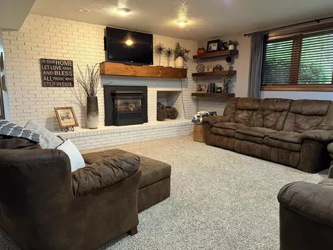 Living - 3155 Matthew Dr, Windom, MN 56101 photo 5 of 7