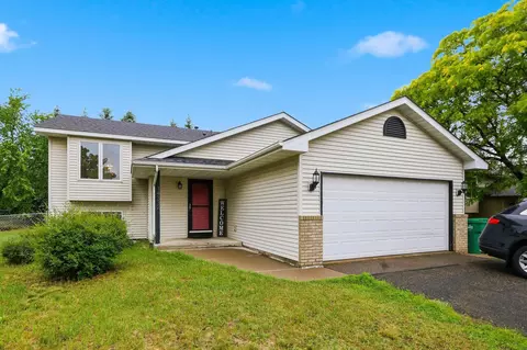 14332 Tungsten Way NW, Ramsey, MN 55303