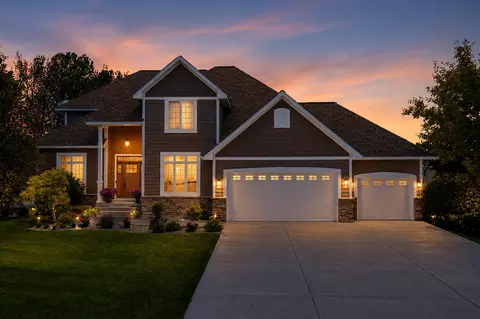 6680 Merrimac Ln N, Maple Grove, MN 55311