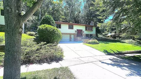2510 Northern Hills Ct NE, Rochester, MN 55906