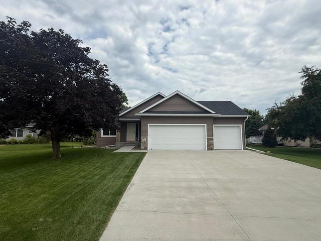 22 Garden Ct, Lake City, MN 55041