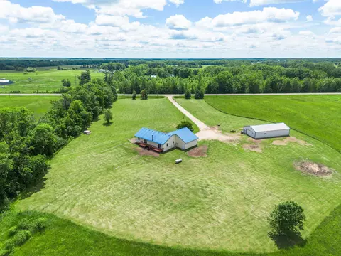 9518 190th St, Milaca, MN 56353